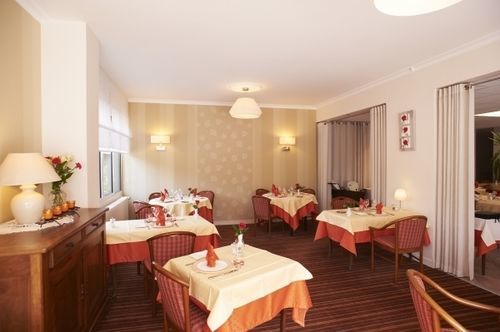 Hotel Logis De La Rose 3*