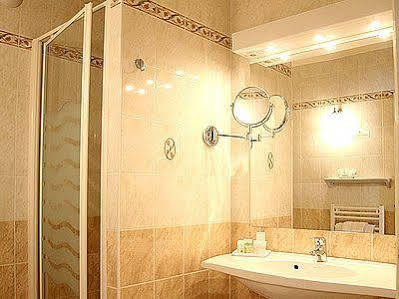 Logis De La Rose 3*