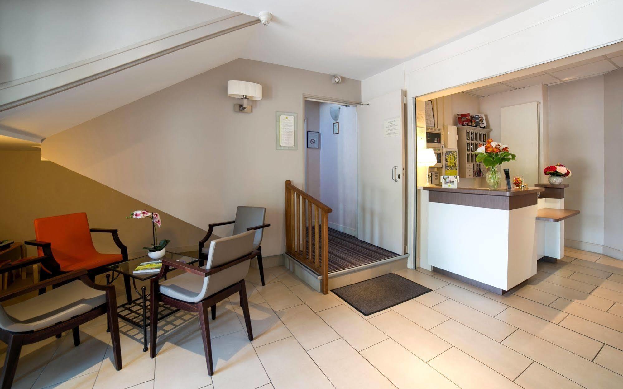 Logis De La Rose Hotel